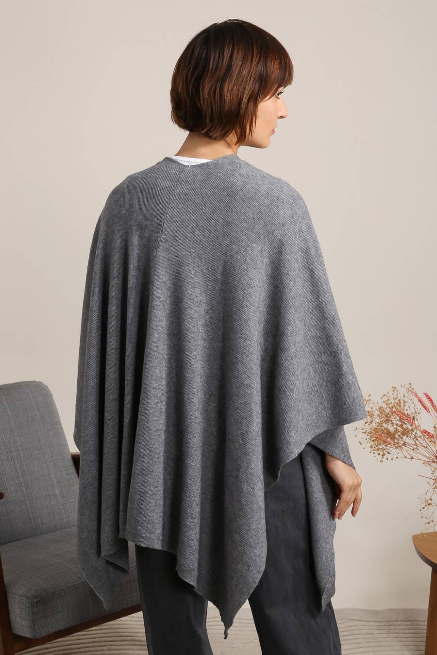LÉA & LUC - CASHMERE BLEND KIMONO (SHIPS IN 3-4 WEEKS)