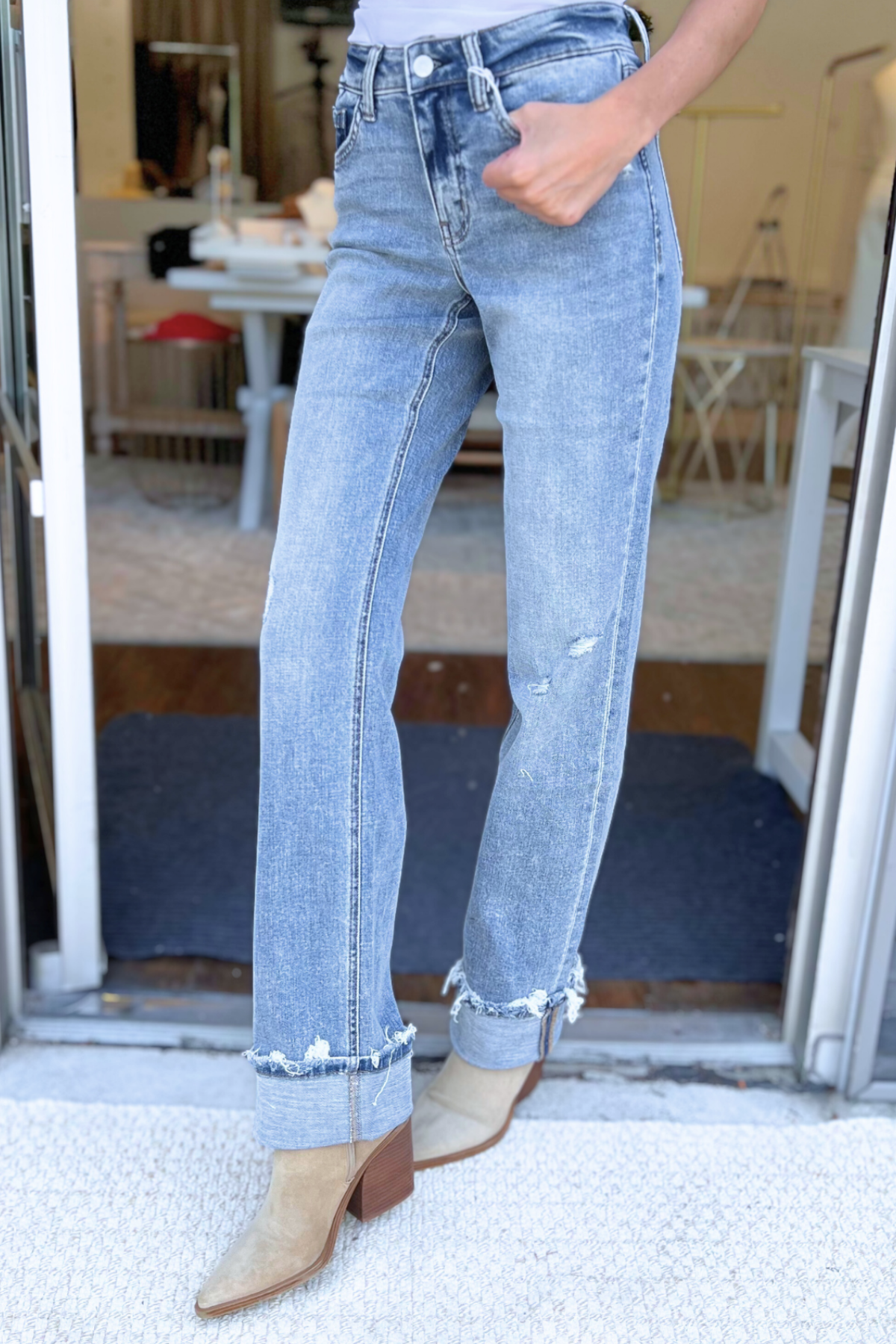 Lovervet by VERVET - MID RISE CUFFED STRAIGHT JEANS
