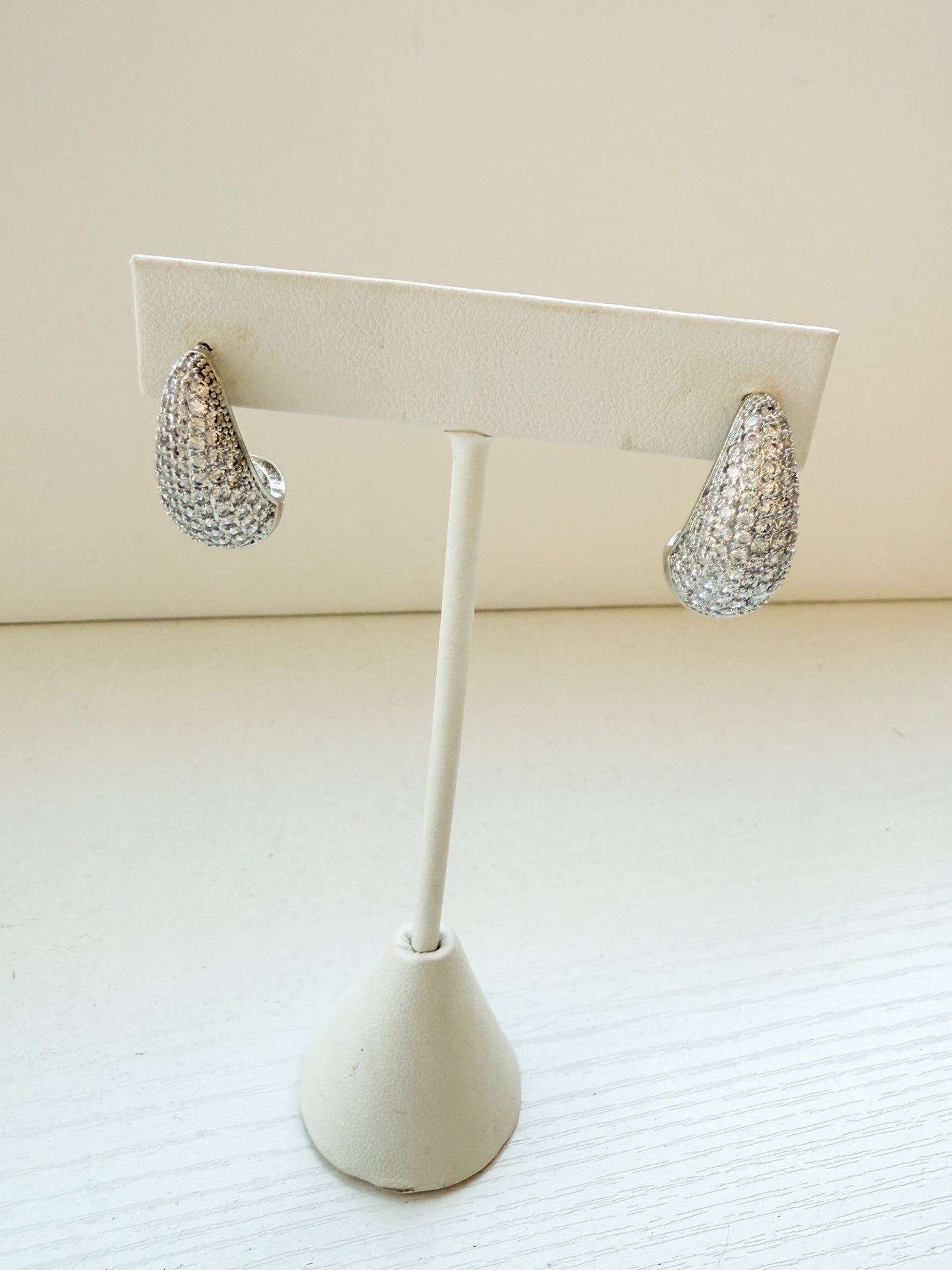 TEARDROPS - EARRINGS