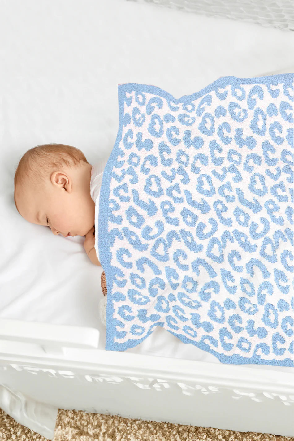 Comfy Luxe Children's Knit Blanket, OG Leo, Blue (SHIPS IN 1-2 WEEKS)