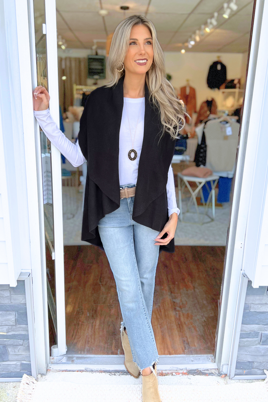 Lovervet by VERVET - HIGH RISE UNEVEN RAW HEM KICK FLARE JEANS LV1831