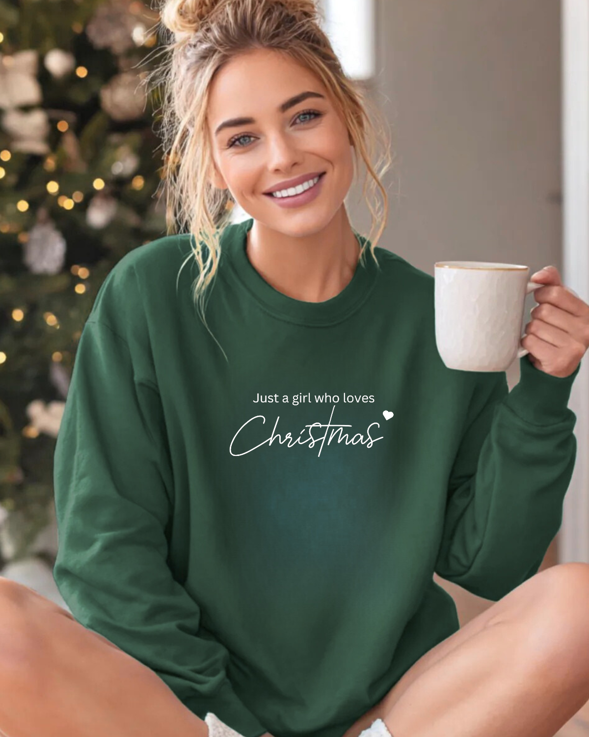 Just a Girl Who Loves Christmas Script, Sweatshirt