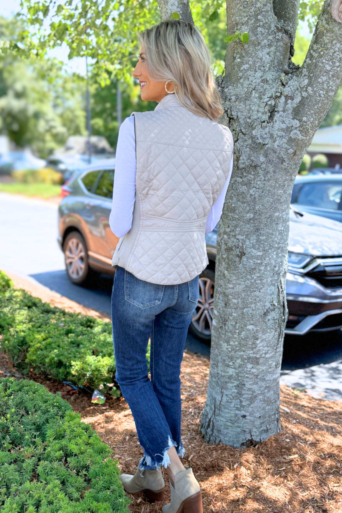 Active Basic | Active USA - Suede Piping Detail Rib Quilted Padding Vest (Ships in 1 week)
