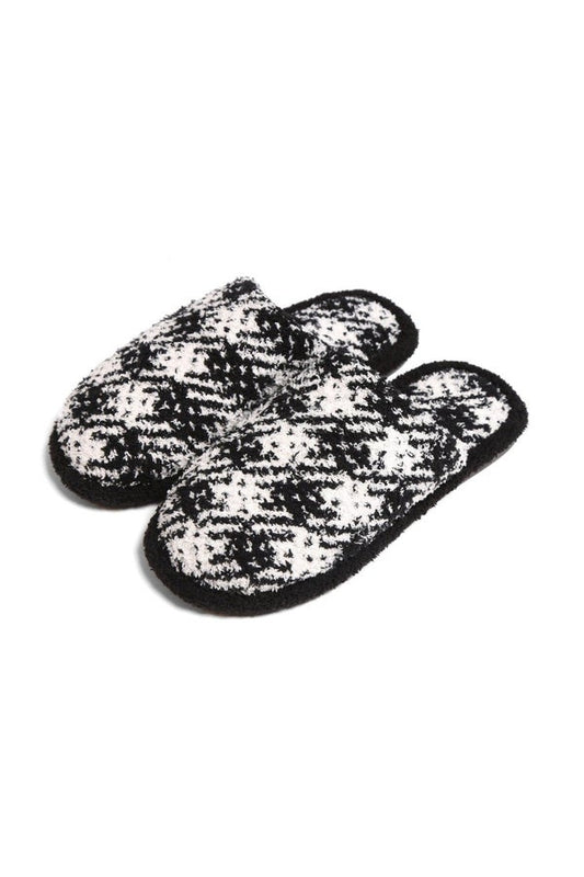 Comfy Luxe Buff Check Slippers, Red or White