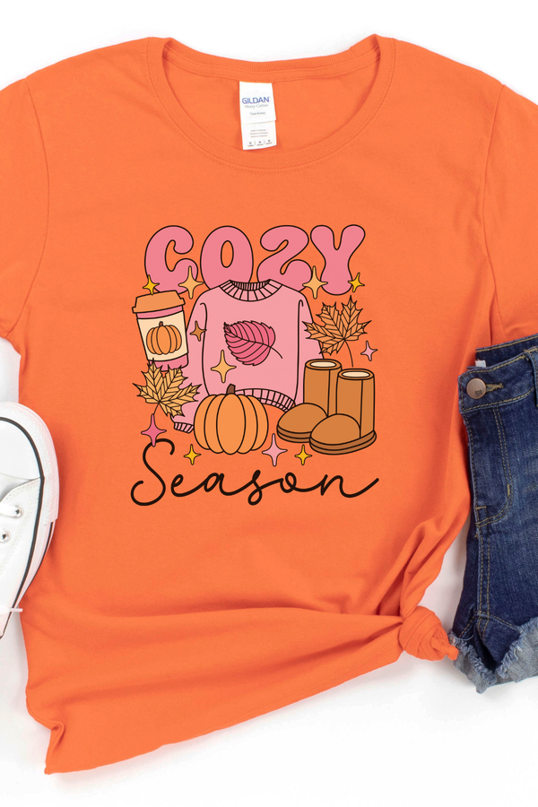 COZY SEASON Graphic T-Shirt